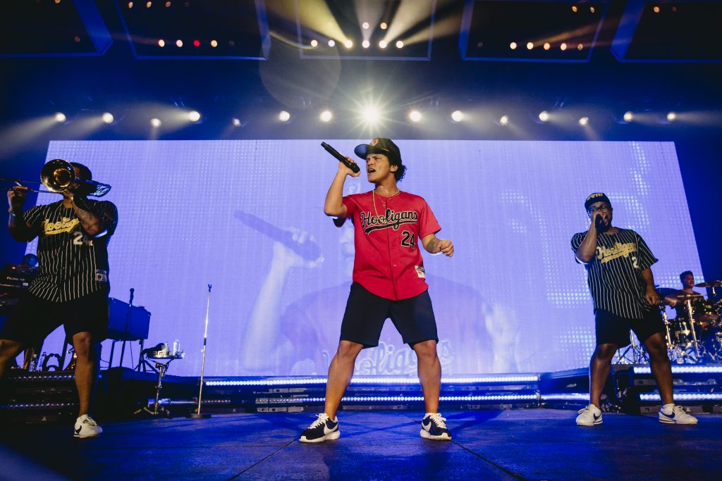 BRUNO MARS CIERRA LOS GRANDES CONCIERTOS DEL 2017